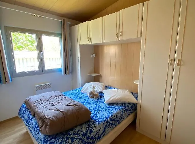 Le 4*