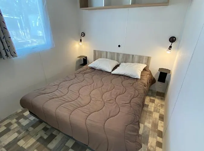 Le Κάμπινγκ Ρουαγιάν