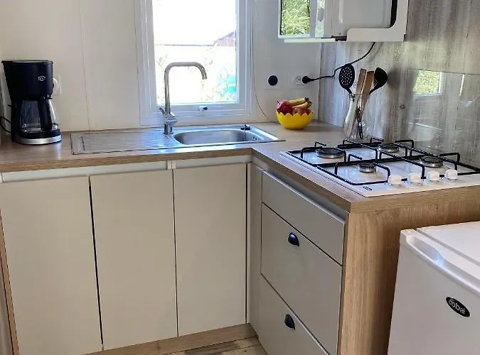 Κάμπινγκ Le Ρουαγιάν