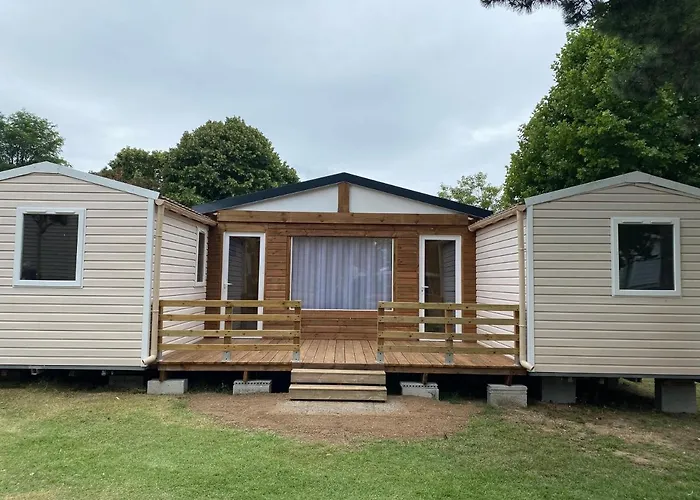 Κάμπινγκ Le Ρουαγιάν